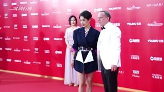 宁静怒怼某演员拍了戏就轻狂：踩着前辈标榜自己